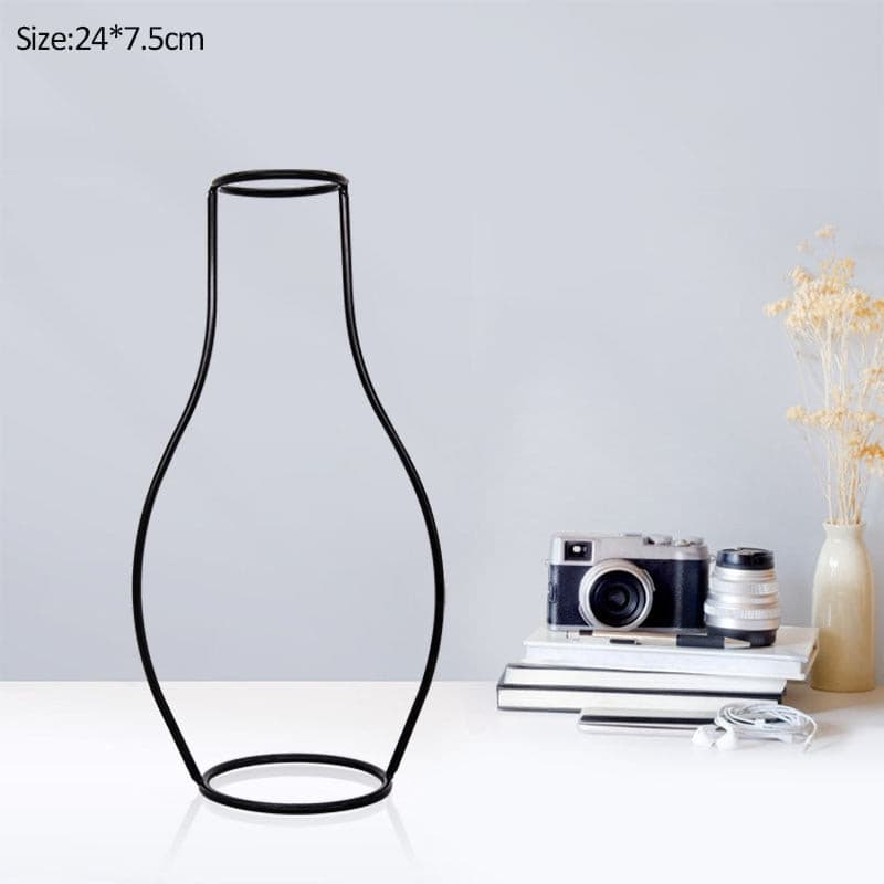 #title##Retro Iron Line Vase | In Home