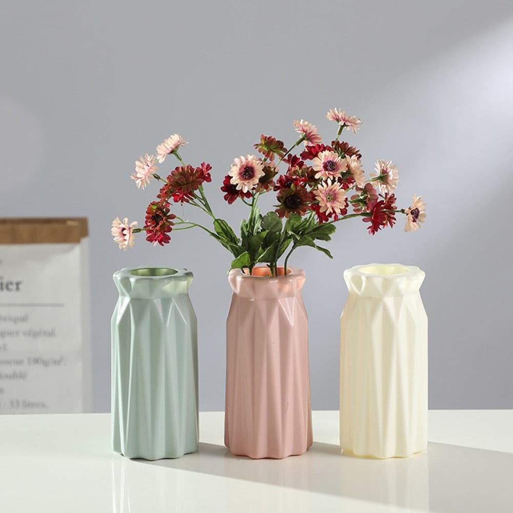 #title##Plastic Flower Vase | In Home