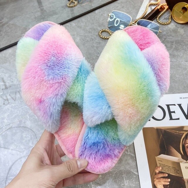 #title##Woman fashion fur slippers | In Home