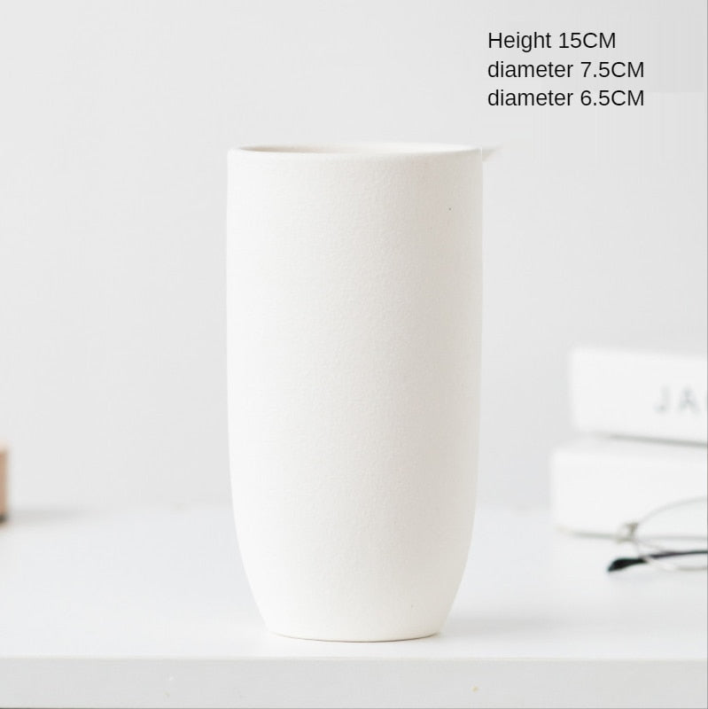 #title##Ceramic Vase | In Home