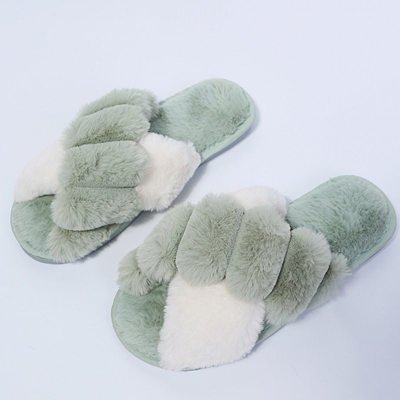 #title##Woman fashion fur slippers | In Home