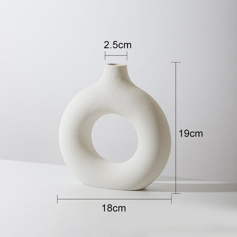 #title##Circular Hollow Ceramic Vase | In Home